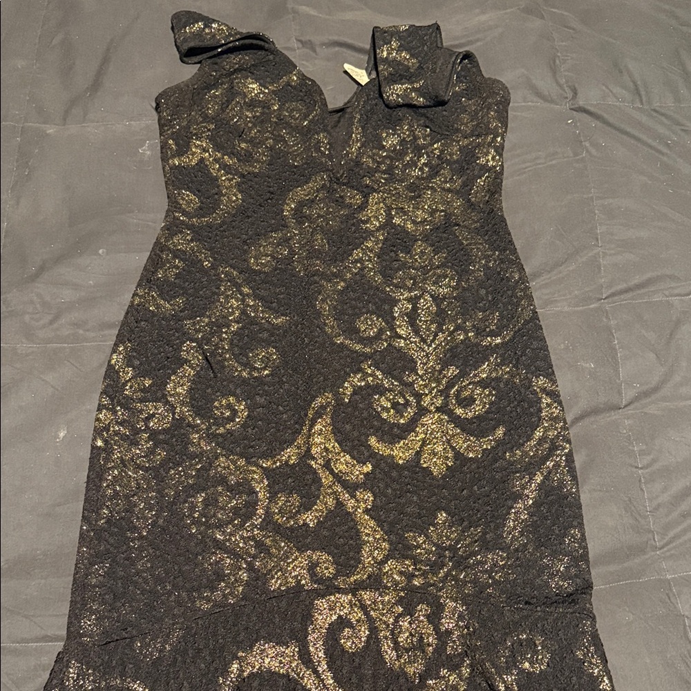 Elegant Black and Gold Patterned Dress